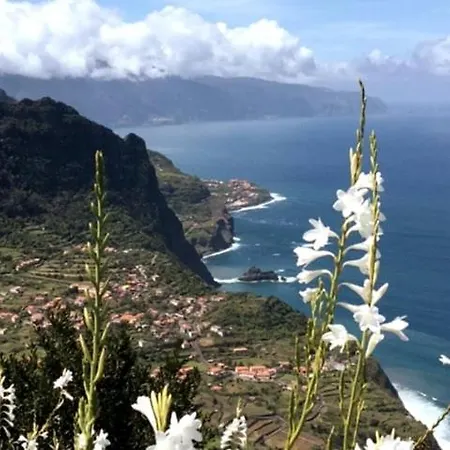 度假居 3 Bedroom House With Sea & Mountain Views -
